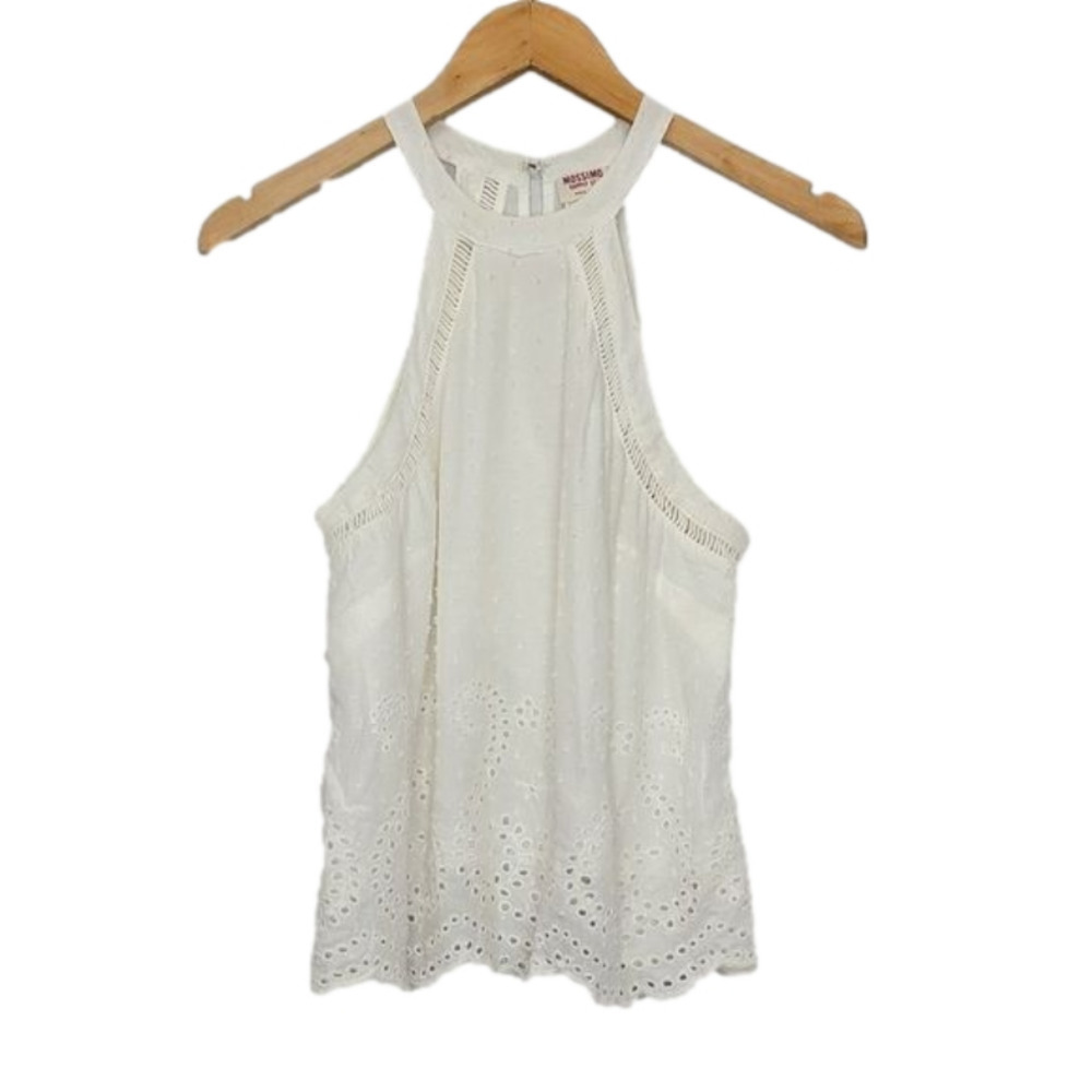 MOSSIMO Supply Co Razer Back Tank Top Key hole cut